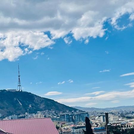 Quality Inn Tbilisi Ngoại thất bức ảnh