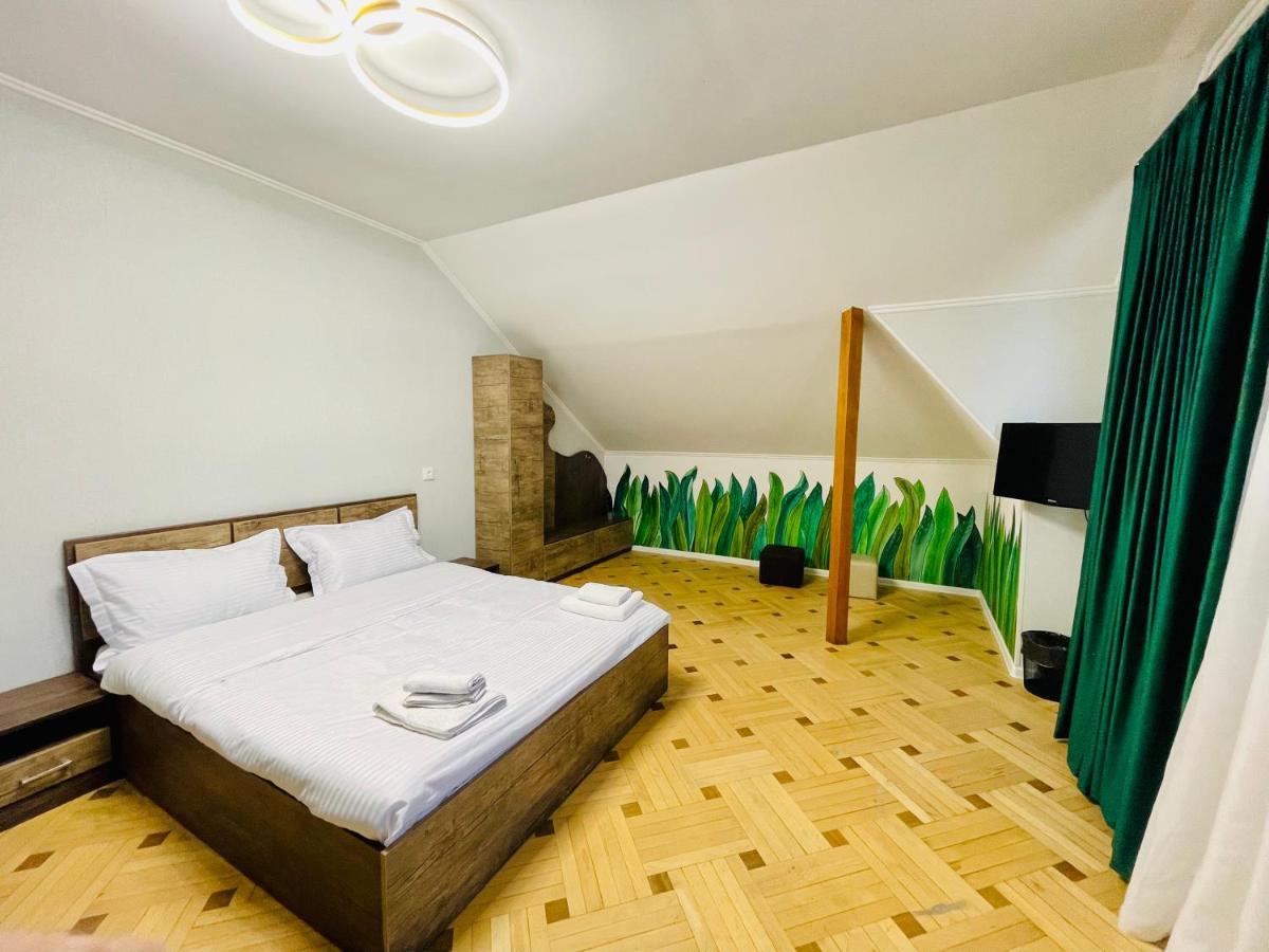 Quality Inn Tbilisi Ngoại thất bức ảnh