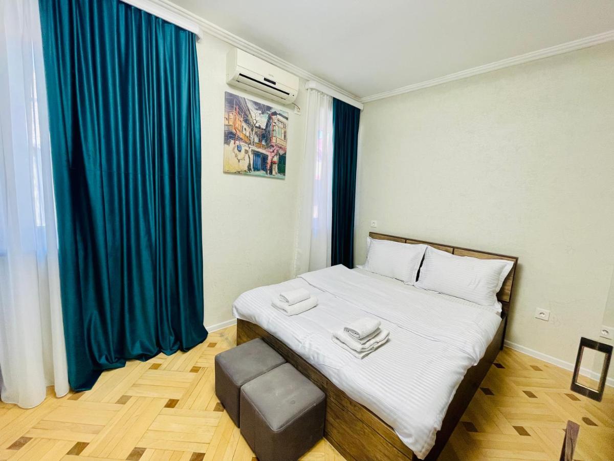 Quality Inn Tbilisi Ngoại thất bức ảnh