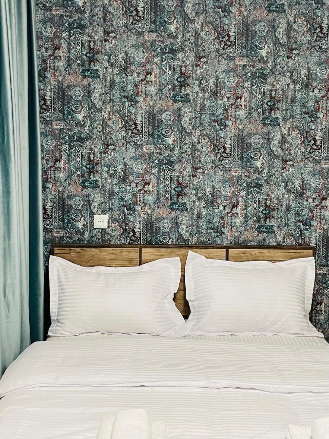 Quality Inn Tbilisi Ngoại thất bức ảnh