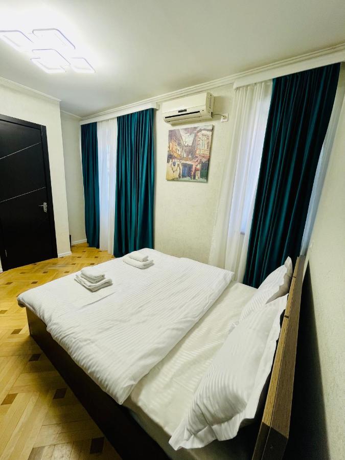 Quality Inn Tbilisi Ngoại thất bức ảnh