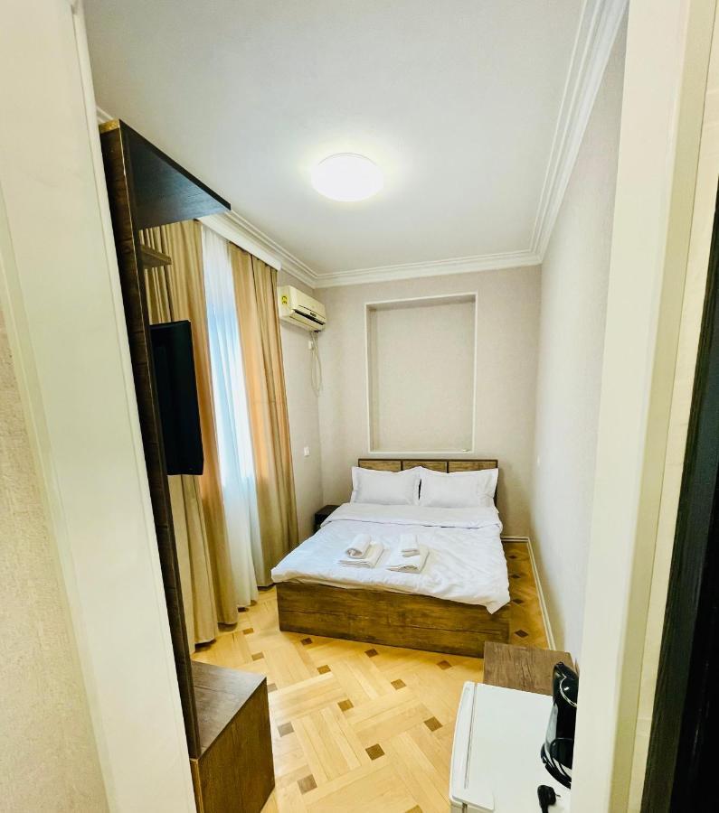 Quality Inn Tbilisi Ngoại thất bức ảnh