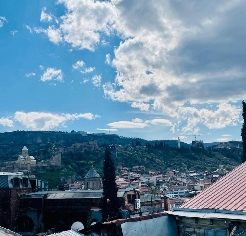Quality Inn Tbilisi Ngoại thất bức ảnh